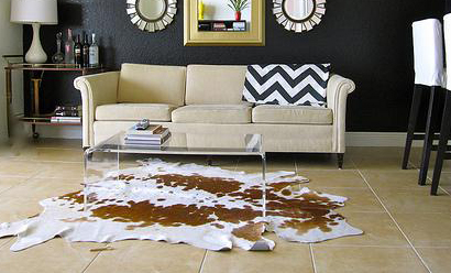Why Include a Natural Cowhide Rug In Your Home Decor